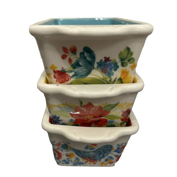 The Pioneer Woman Kitchen Set Of Three Small Ceramic Mini Country Loaf Dishes - Picture 2 of 9